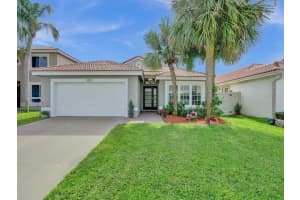 3694 Newport Ave, Boynton Beach, FL 33436 Sold 04/09/24