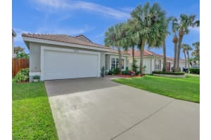 3694 Newport Ave, Boynton Beach, FL 33436 Sold 04/09/24