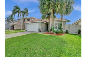 3694 Newport Ave, Boynton Beach, FL 33436 Sold 04/09/24