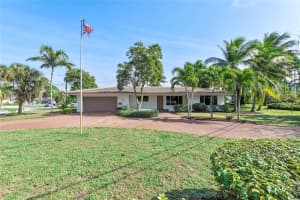556 SE 15th Ave, Deerfield Beach, FL 33441 Sold 06/14/24