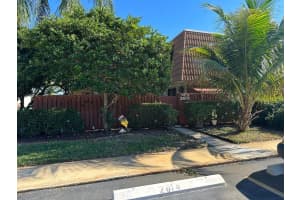 2814 Waterford Dr 2814, Deerfield Beach, FL 33442 Sold 02/29/24