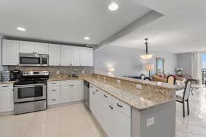 427 Golden Isles Dr 15H, Hallandale Beach, FL 33009 Sold 03/01/24