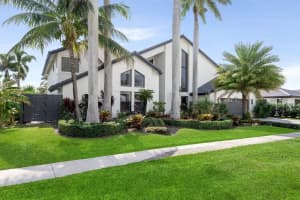 2920 NE 47th St, Lighthouse Point, FL 33064 Sold 05/01/24