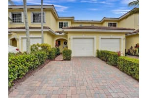 773 Imperial Lake Rd, West Palm Beach, FL 33413 Sold 02/26/24