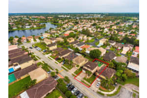 21501 SW 89th Ct, Cutler Bay, FL 33189 Sold 05/15/24