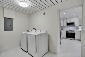 3723 E Valley Green Dr #73, Davie, FL 33328 Sold 03/26/24