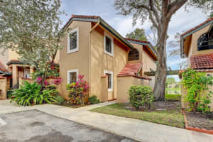 9261 W Sunrise Blvd, Plantation, FL 33322 Sold 03/11/24