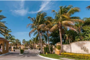 9615 NW 1 COURT 10-103, Pembroke Pines, FL 33026 Sold 03/14/24