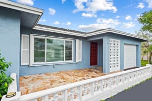 9204 NW 73rd St, Tamarac, FL 33321 Sold 04/05/24