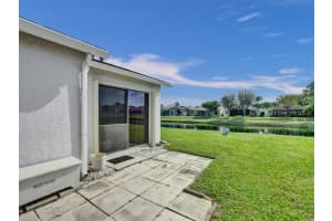 5094 Mirror Lakes Blvd, Boynton Beach, FL 33472 Sold 03/18/24