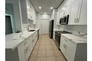 3549 Forest Hill Blvd 19, Palm Springs, FL 33406 Sold 04/03/24