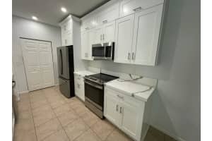 3549 Forest Hill Blvd 19, Palm Springs, FL 33406 Sold 04/03/24