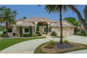 1211 Manor Dr, Weston, FL 33326 Sold 04/12/24