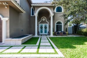 4101 NE 27th Ave, Lighthouse Point, FL 33064 Sold 07/11/24