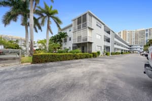 3177 S Ocean Dr 210, Hallandale Beach, FL 33009 Sold 04/10/24