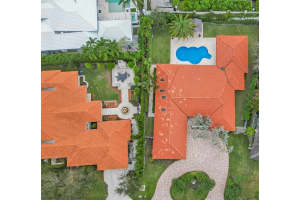 2 Minnetonka Rd, Sea Ranch Lakes, FL 33308 Sold 04/23/24