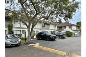 9760 NW 14 ST 25, Coral Springs, FL 33071 Sold 03/26/24