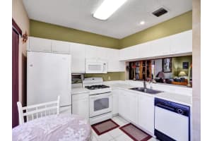 11041 Periwinkle Lane, Tamarac, FL 33321 Sold 04/02/24