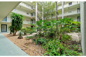 1810 N Lauderdale Ave 2411, North Lauderdale, FL 33068 Sold 04/10/24