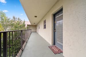 1810 N Lauderdale Ave 2411, North Lauderdale, FL 33068 Sold 04/10/24