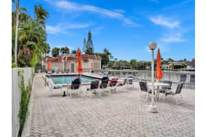 2001 Atlantic Shores Blvd 206, Hallandale Beach, FL 33009 Sold 03/29/24