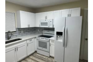 1464 SW 47th Ave, Deerfield Beach, FL 33442 Sold 07/01/24