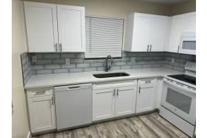 1464 SW 47th Ave, Deerfield Beach, FL 33442 Sold 07/01/24