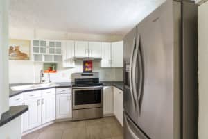 107 Royal Park Dr 3C, Oakland Park, FL 33309 Sold 08/07/24
