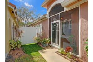 4906 Pelican St, Coconut Creek, FL 33073 Sold 03/07/24