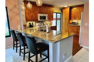 10647 Ocean Palm Way 102, Boynton Beach, FL 33437 Sold 02/09/24