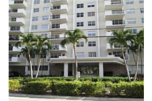 401 Golden Isles Dr APT 314, Hallandale Beach, FL 33009, Sold 04/30/24