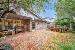 2207 NE 15th Ct, Fort Lauderdale, FL 33304 Sold 03/14/24