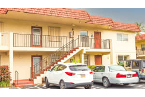 21 Abbey Ln 208, Delray Beach, FL 33446 Sold 04/11/25