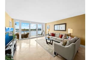 511 Bayshore Dr 508, Fort Lauderdale, FL 33304 Sold 05/17/24