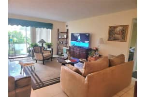 8120 SW 24th St 105, North Lauderdale, FL 33068 Sold 05/07/24