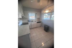 517 Sandpiper Cir 517, Delray Beach, FL 33445 Sold 06/03/24