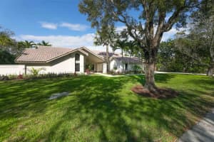 7309 DOVER LN, Parkland, FL 33067 Sold 04/17/24