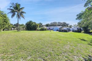 4575 Glenwood Dr, Coconut Creek, FL 33066 Sold 05/29/24