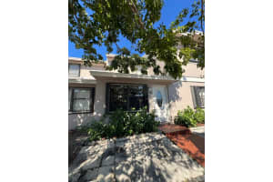 5241 Jog Ln, Delray Beach, FL 33484 Sold 05/06/24