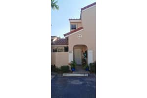 1512 Springside Dr, Weston, FL 33326 Sold 04/08/24