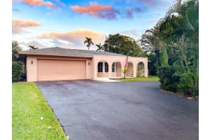 647 Heron Dr, Delray Beach, FL 33444 Sold 03/20/24