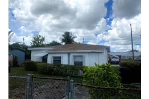 949 NW 16th Ter, Fort Lauderdale, FL 33311 Sold 10/28/24
