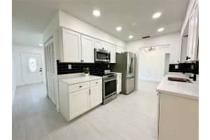 7513 NW 70th Ave, Tamarac, FL 33321 Sold 03/19/24