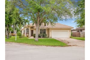 8985 NW 45th Ct, Coral Springs, FL 33065 Sold 05/03/24