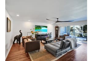 3001 NE 47th Ct 213, Fort Lauderdale, FL 33308 Sold 05/02/25