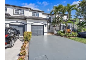 12877 SW 50th St, Miramar, FL 33027 Sold 03/12/24