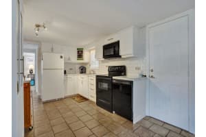 1840 SW 85th Ave, Davie, FL 33324 Sold 08/19/24