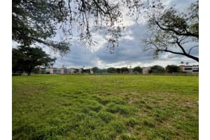 7320 Lake Circle Dr 202, Margate, FL 33063 Sold 06/14/24