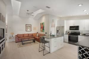 1051 NW 95th Ave, Plantation, FL 33322 Sold 04/30/24
