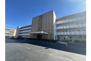 1025 SE 2nd Ave 105, Dania Beach, FL 33004 Sold 02/27/24